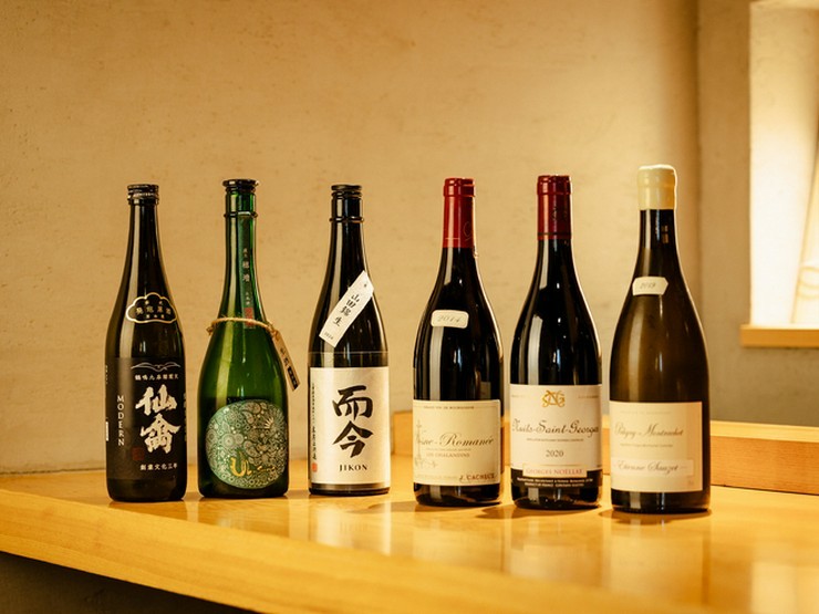 ワインや日本酒が揃う