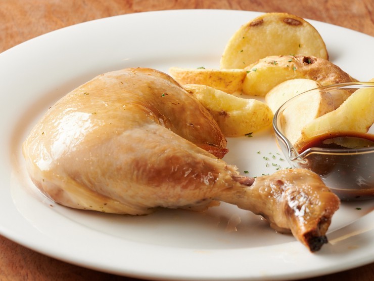 NOTEの骨付き鶏もも肉のほろほろ焼き