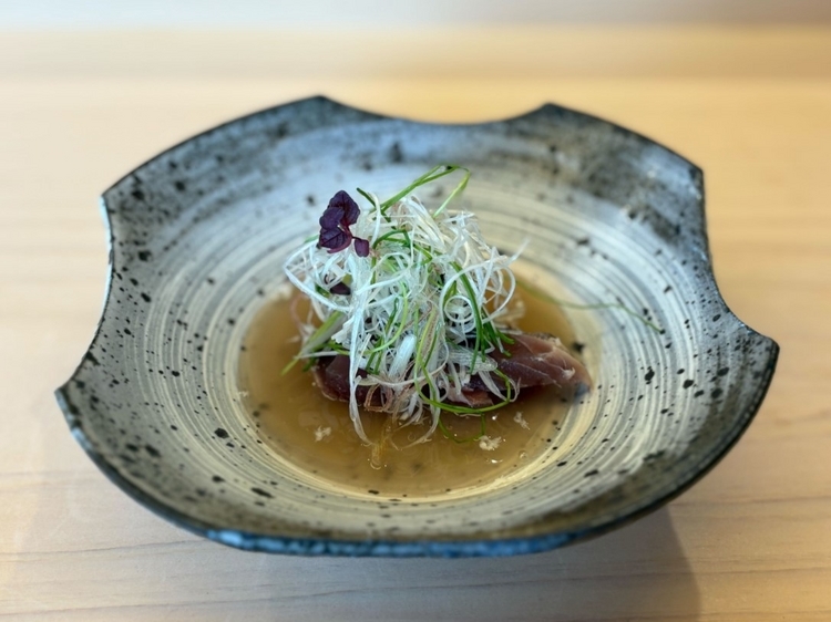 屋形船「鮨おりがみ」の気仙沼産かつおの焼きもの