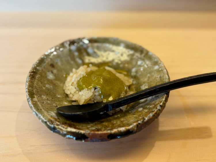 「鮨おりがみ」の切り立てのシャリ
