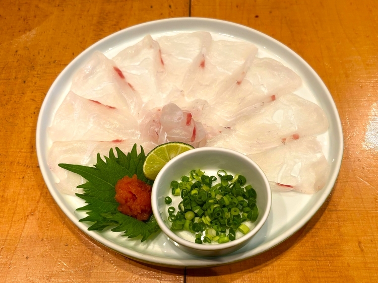 鯛の薄造り