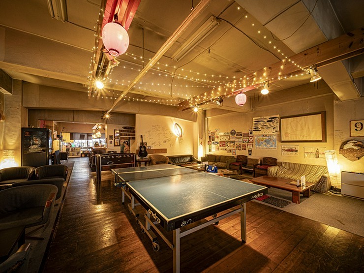 Bar　ラウンジ　堀江卓球部の内観