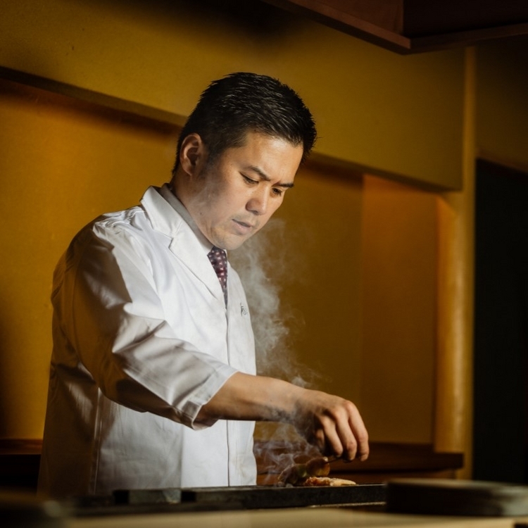 酉囃子の店主、林裕太さん