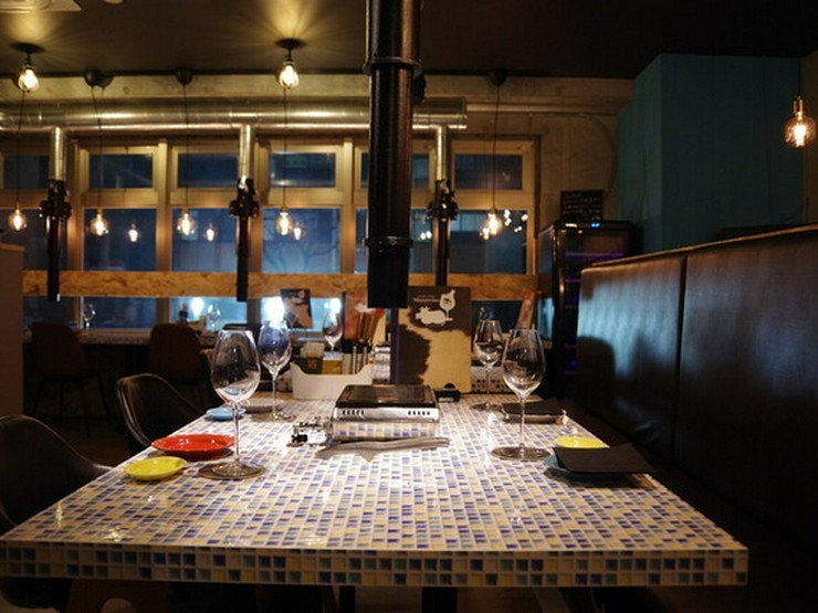 マンツォヴィーノの店内