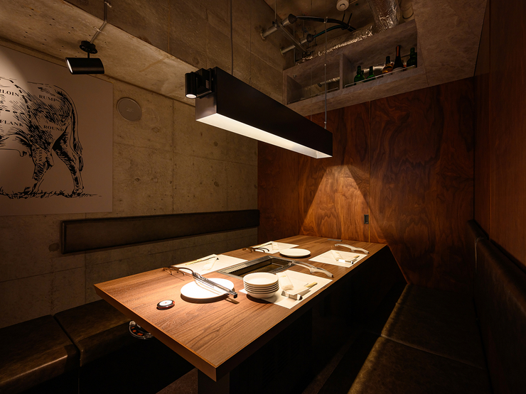 東京食肉市場直送　肉焼屋　D-29　広尾店の店内