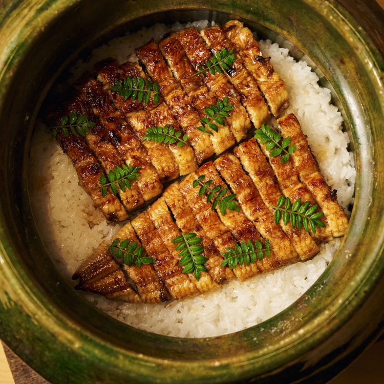 銀座虎あらの鰻料理