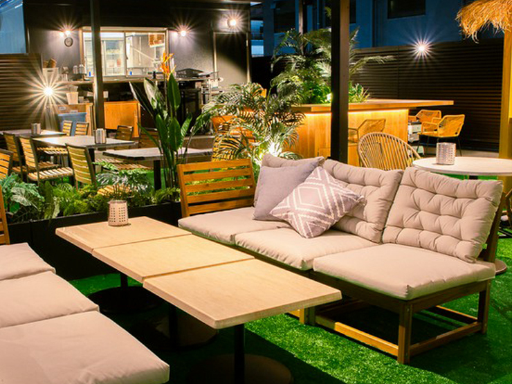 難波ビアガーデン BBQテラス なんば心斎橋店の内観