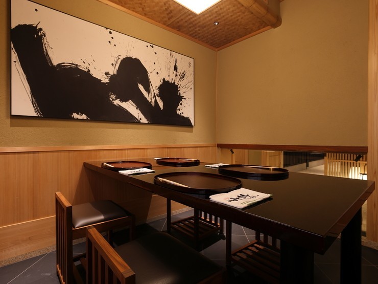 銀座うなぎノ宮宇の内観