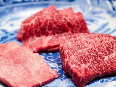 旬を味わう珠玉の焼肉を自身で体験できる