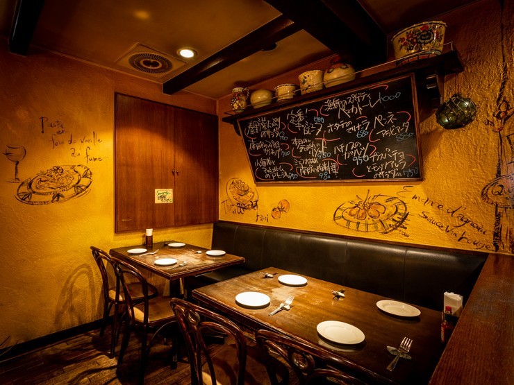 南欧田舎料理のお店タパスの内観