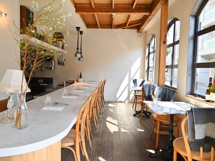 レストランドゥイエの内観