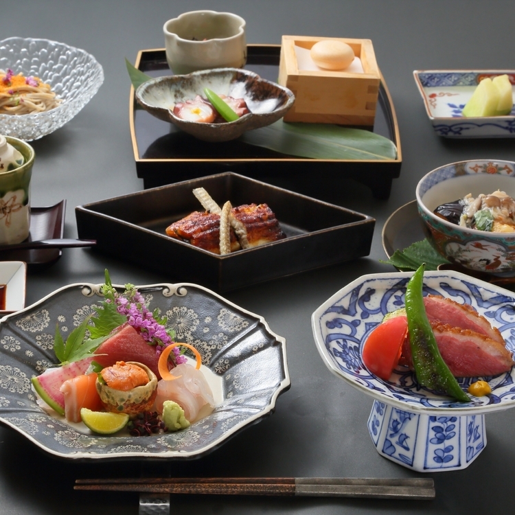旬味食彩　佳乃の料理