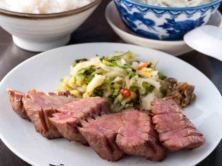 牛たん炭焼利久　東七番丁店の料理