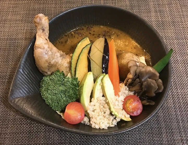 スープカレーlavi ル・トロワ店の料理