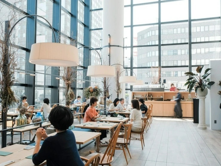 森彦のフレンチ DAFNEの内観