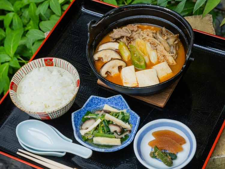 『吉野豆腐の豆乳チゲ鍋』