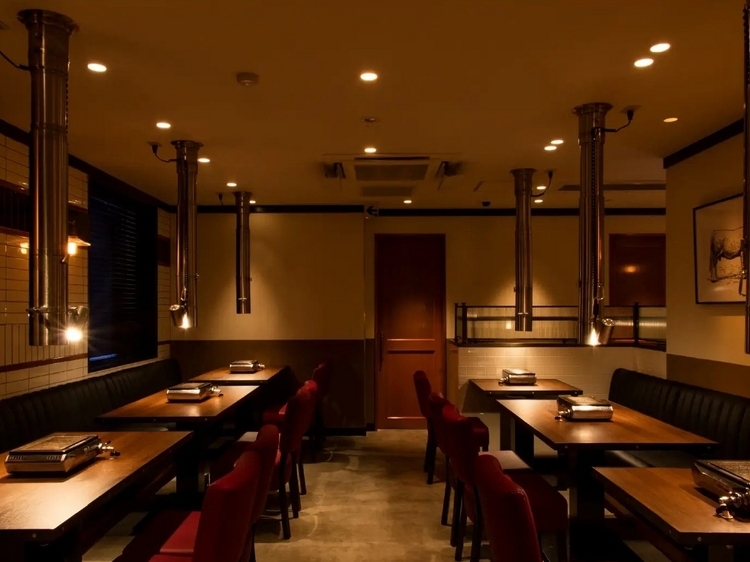 【うしごろバンビーナ　銀座店】の内観