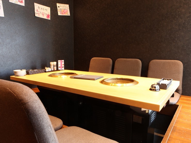 清潔感のある落ち着いた店内