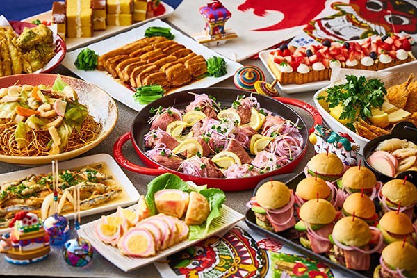 和・洋・中の本格料理が並ぶ