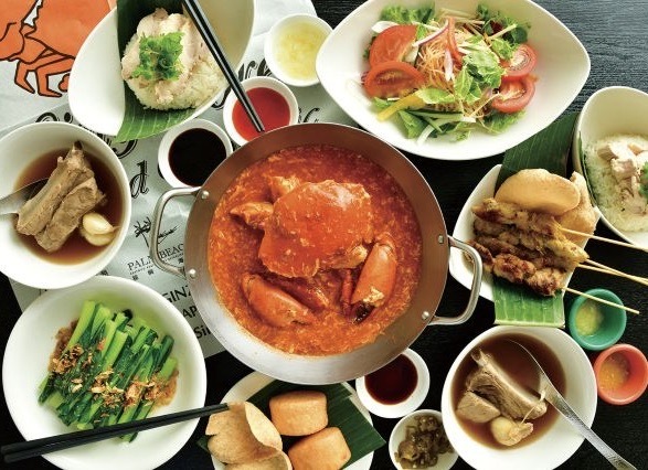 ビュッフェでシンガポール料理を堪能