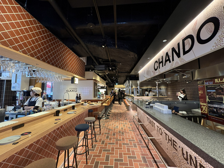 設計を手がけたのは、「TRUNK(HOTEL)」や「EAT PLAY WORKS」などを手掛けてきた Jamo Associates