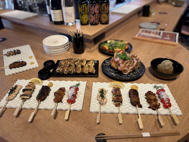 「kaiwaii akasaka」の1階 【ノノトリスタンド アカサカミツケ】の焼鳥