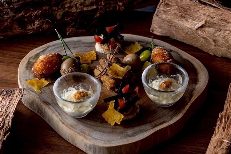 【GINZA ONO Gratia -Smoke Dining-】の『アミューズ 例』