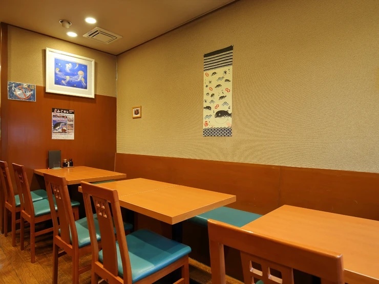 魚熊水産の内観