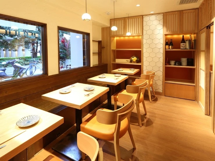 牡蠣と和食　Ikkokuの内観