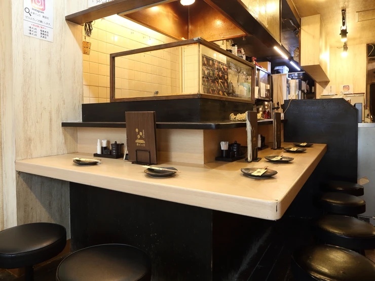 串イッカ　難波店の内観