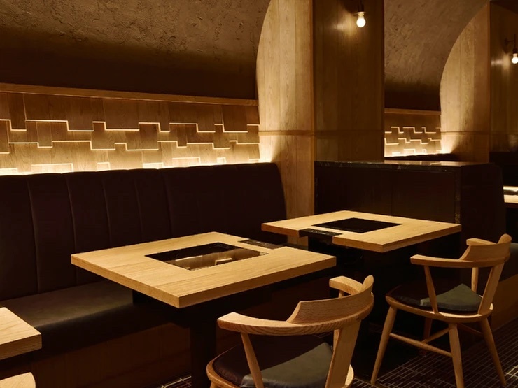 博多もつ鍋おおやま銀座の内観