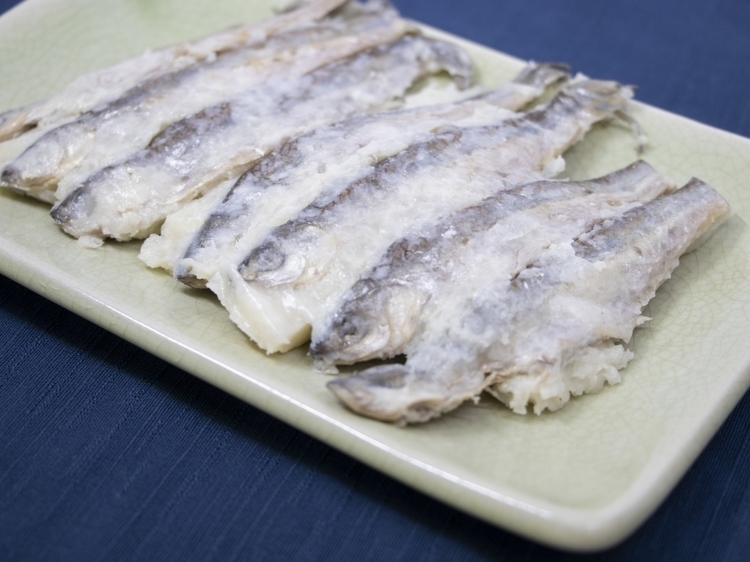 発酵で旨みを深めた、富山鮨の原点「なれずし」