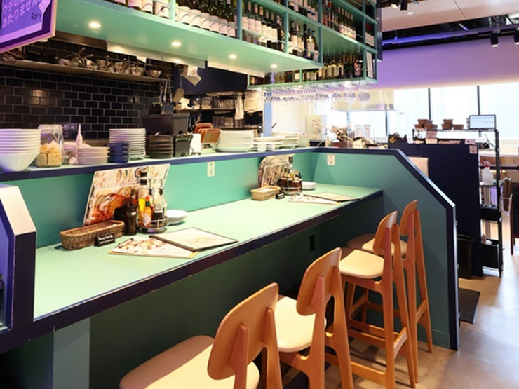 8TH SEA OYSTER Bar cocono susukino店の内観