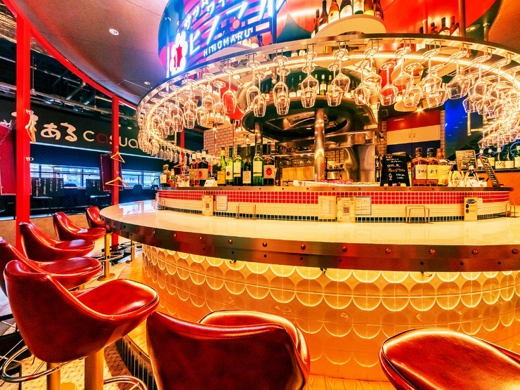 ワイン食堂　ヒノマルの内観