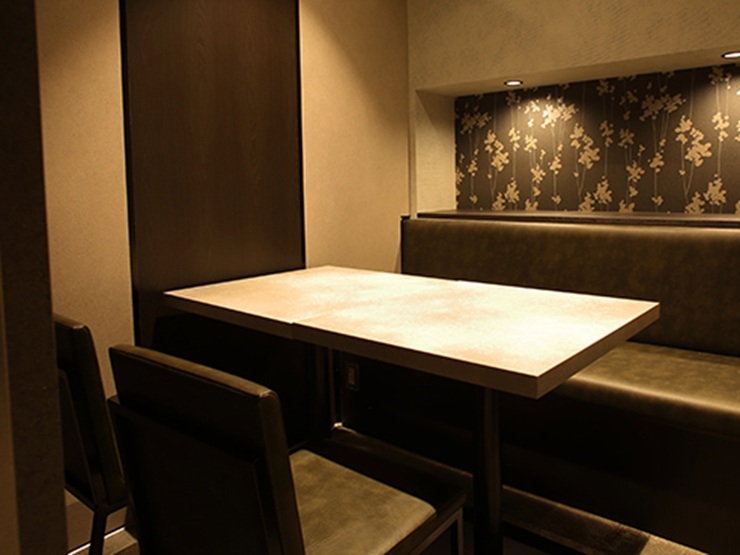 香季庵 新橋の内観