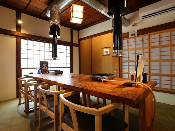 焼肉　たっとん亭の内観