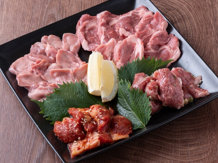 ジンギスカン。あまみむすびの料理