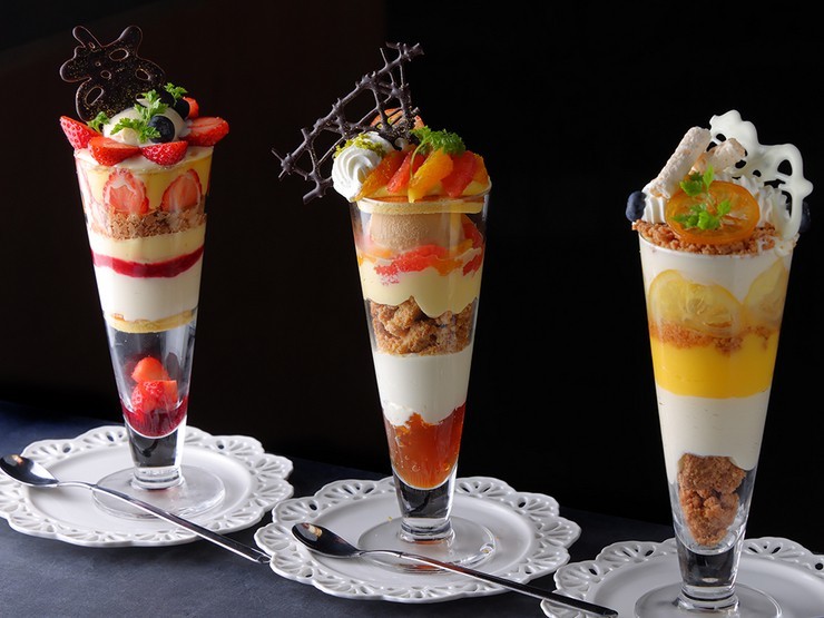 専属パティシエがつくるパフェ。（左から）『ルージュ・ルージュ』『シトラスティー』『ムラング・シトロン』