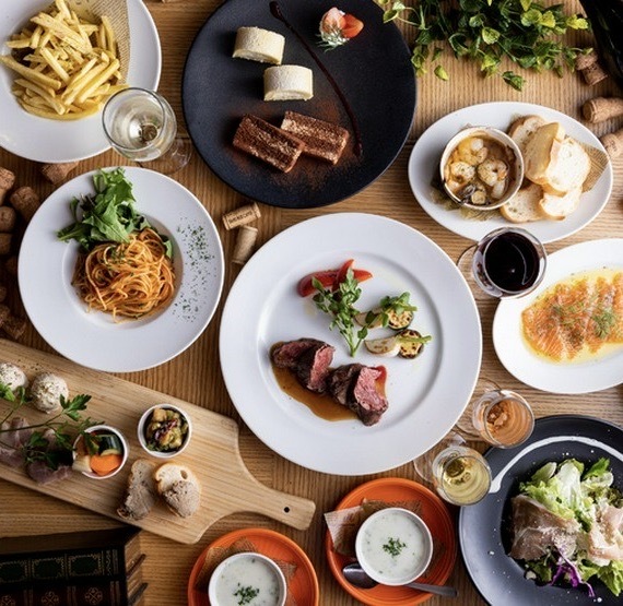 エソラ（ESOLA）新宿店