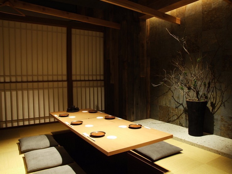 温かみのある落ち着いた空間