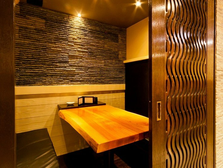 高級感のある洗練された和の空間