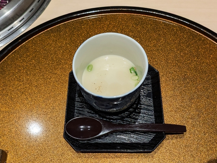 和牛ソルロンタン