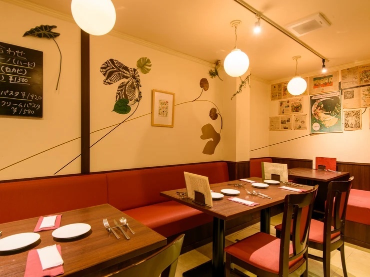 ビストロ　アンサンブルの内観