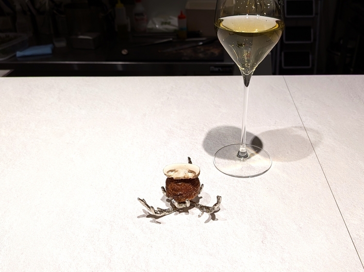 CREATERNAのシグネチャー