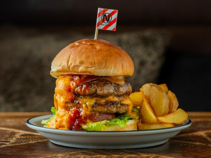 STEAK&BURGER NICK STOCK　京都タワー店のチーズバーガーダブル