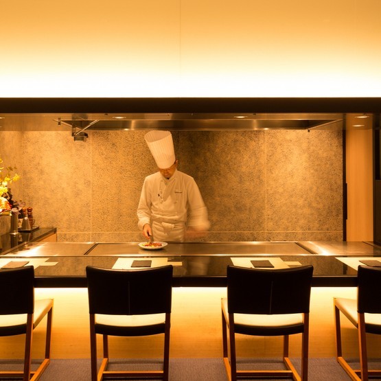 大人のデートにオススメ。落ち着いて会話が楽しめる銀座エリアのお店5選