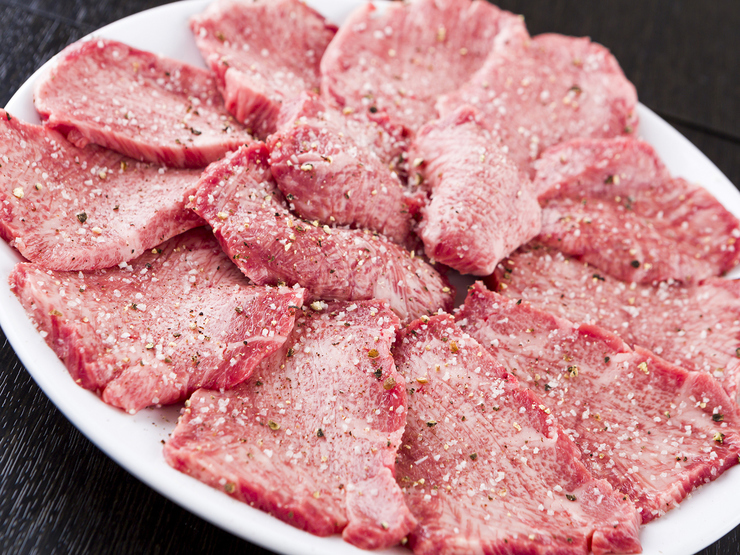 やきにく家　香煙の塩タン