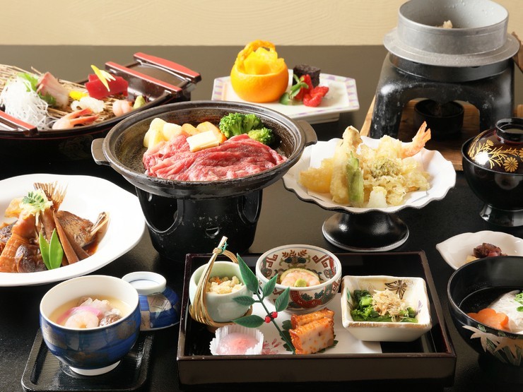 割烹　ちぐさのおまかせ会席