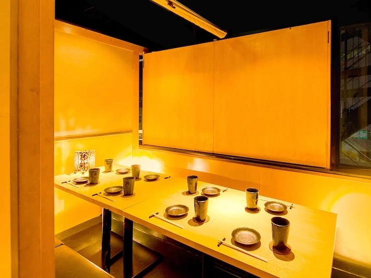 縁や神戸三宮駅前店の内観