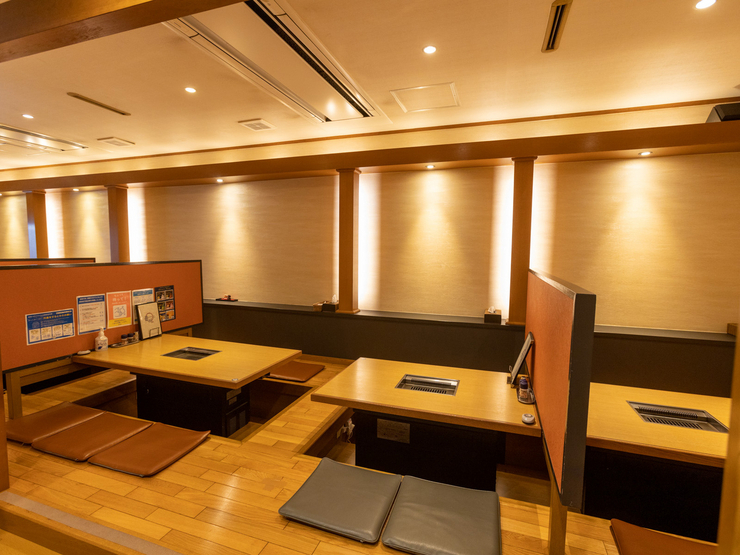 焼肉　晋州の店内